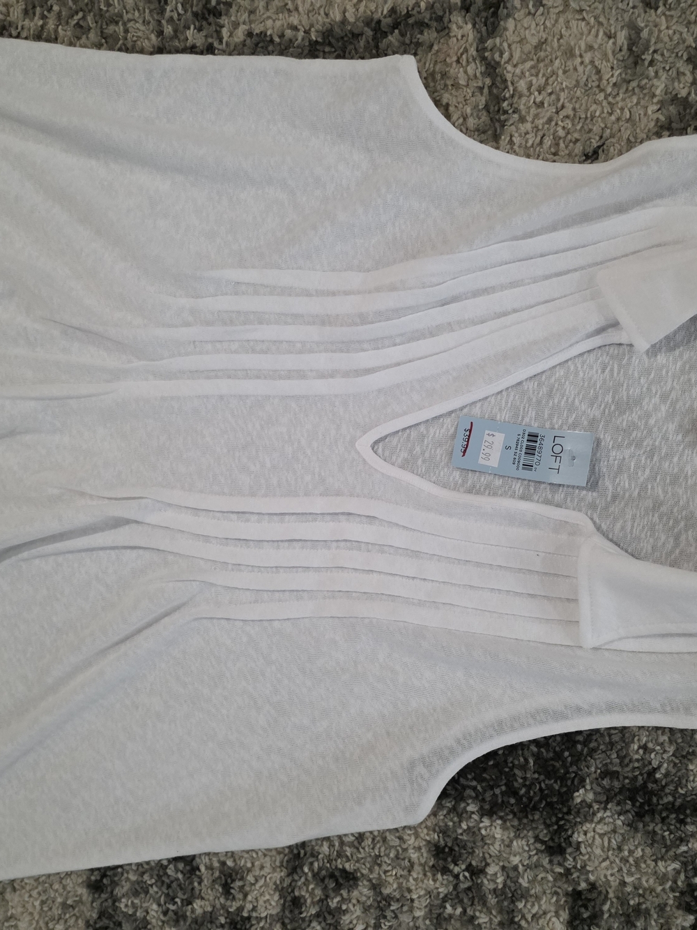 Ann Taylor LOFT White Sleeveless Pintuck Tank